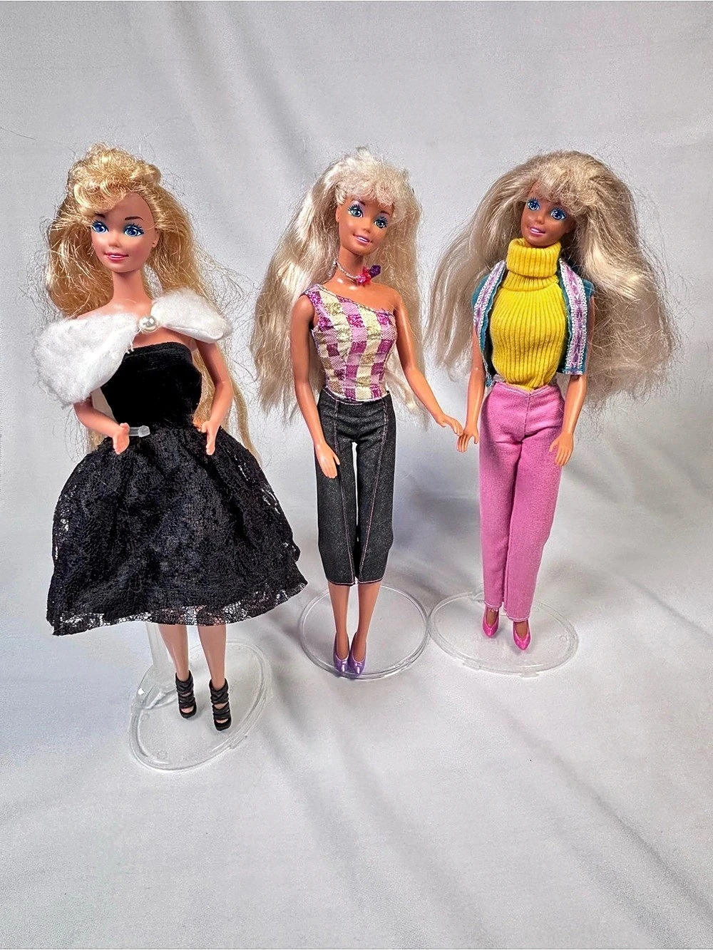 VINTAGE 80s & 90s BARBIE DOLL LOT